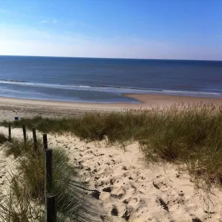 Tranquil In Gradijk, Cleaning Included Holiday home West-Graftdijk